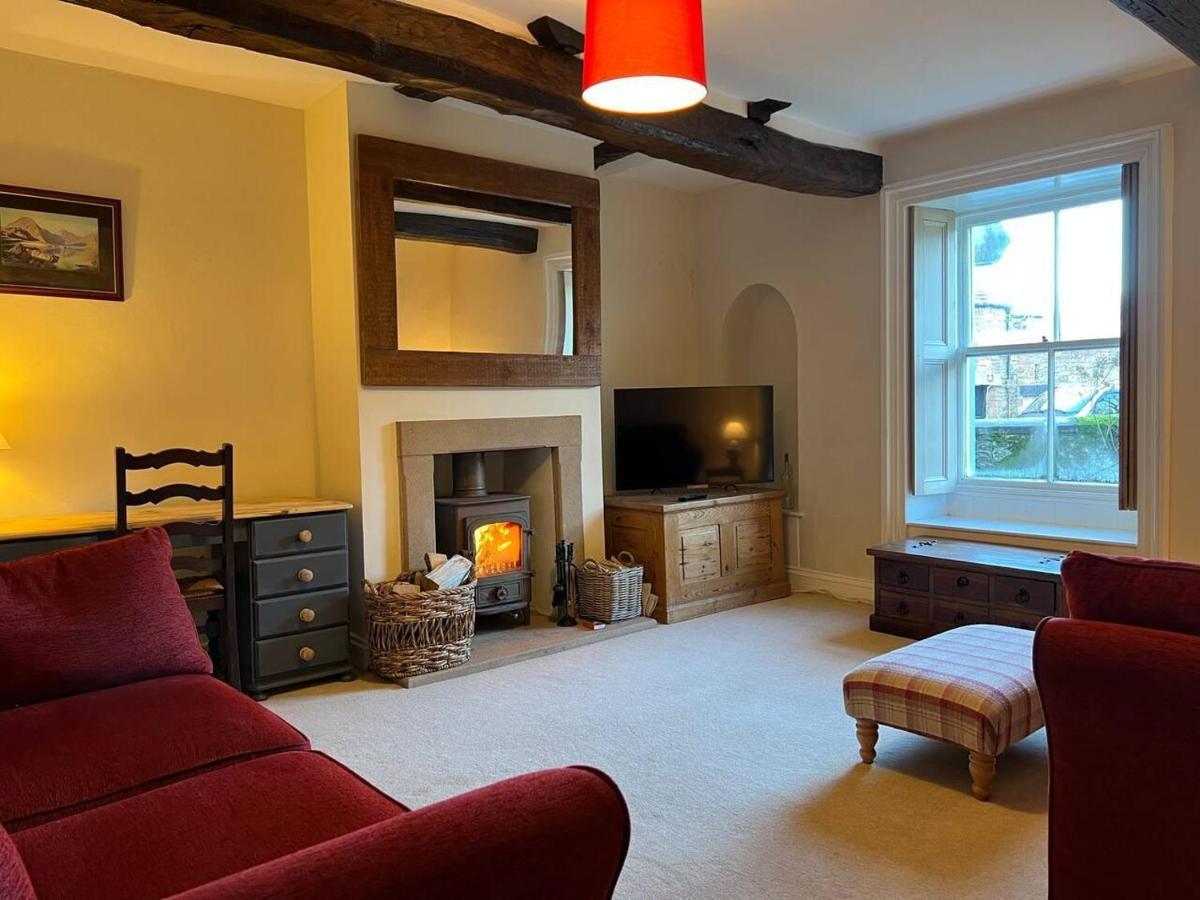 Holiday home Stunning 4-bed Grade Ii House In The District *