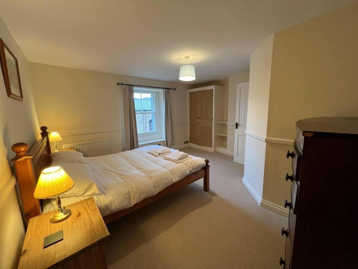 Holiday home Stunning 4-bed Grade Ii House In The District