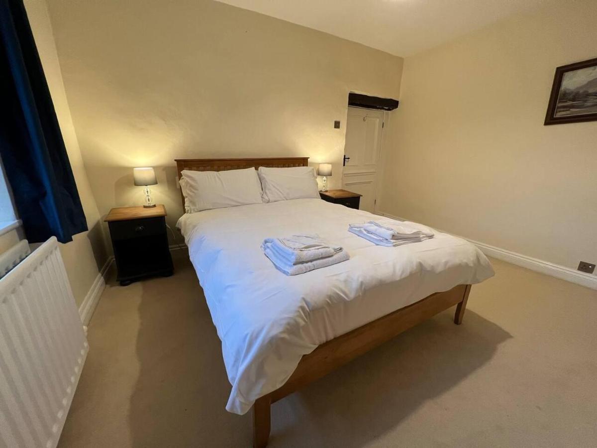Stunning 4-bed Grade Ii House In The District Holiday home *