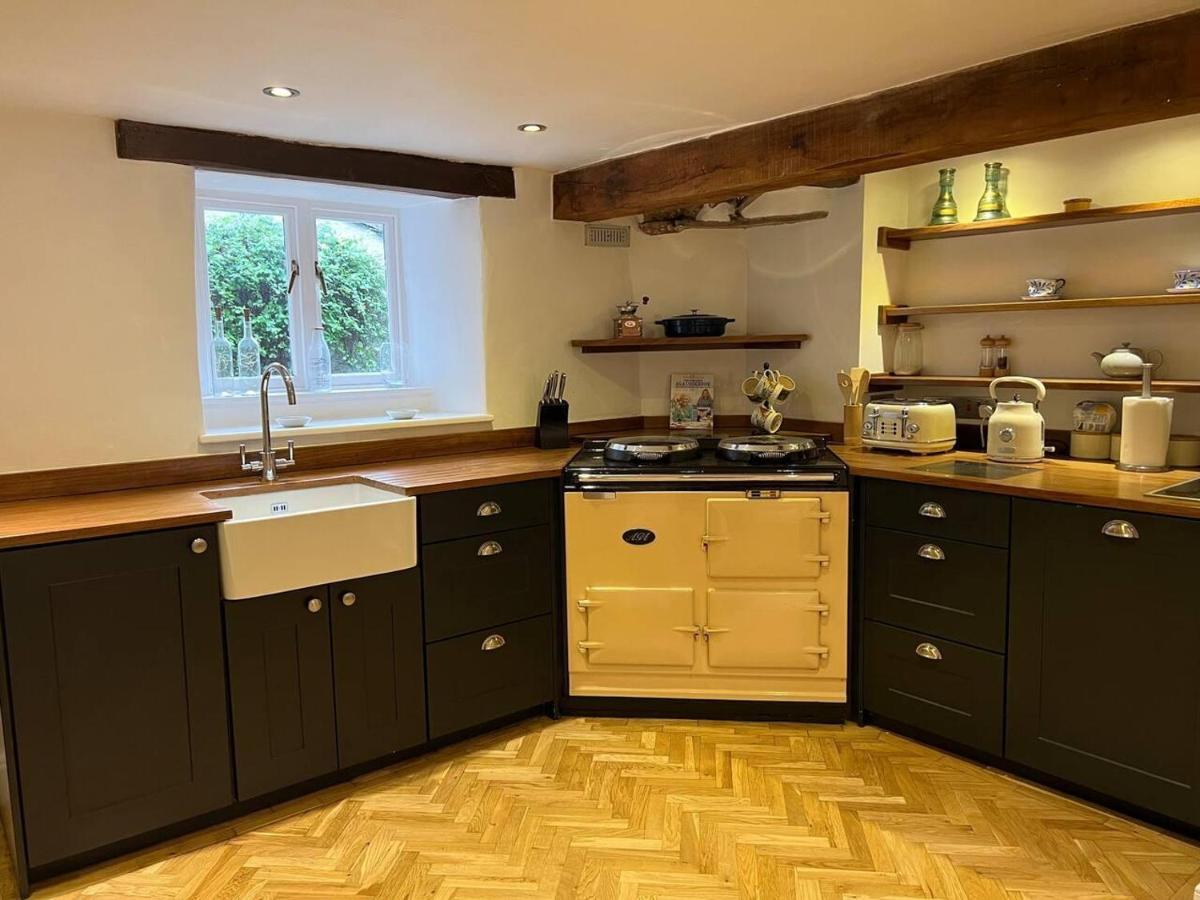 Stunning 4-bed Grade Ii House In The District Wigton