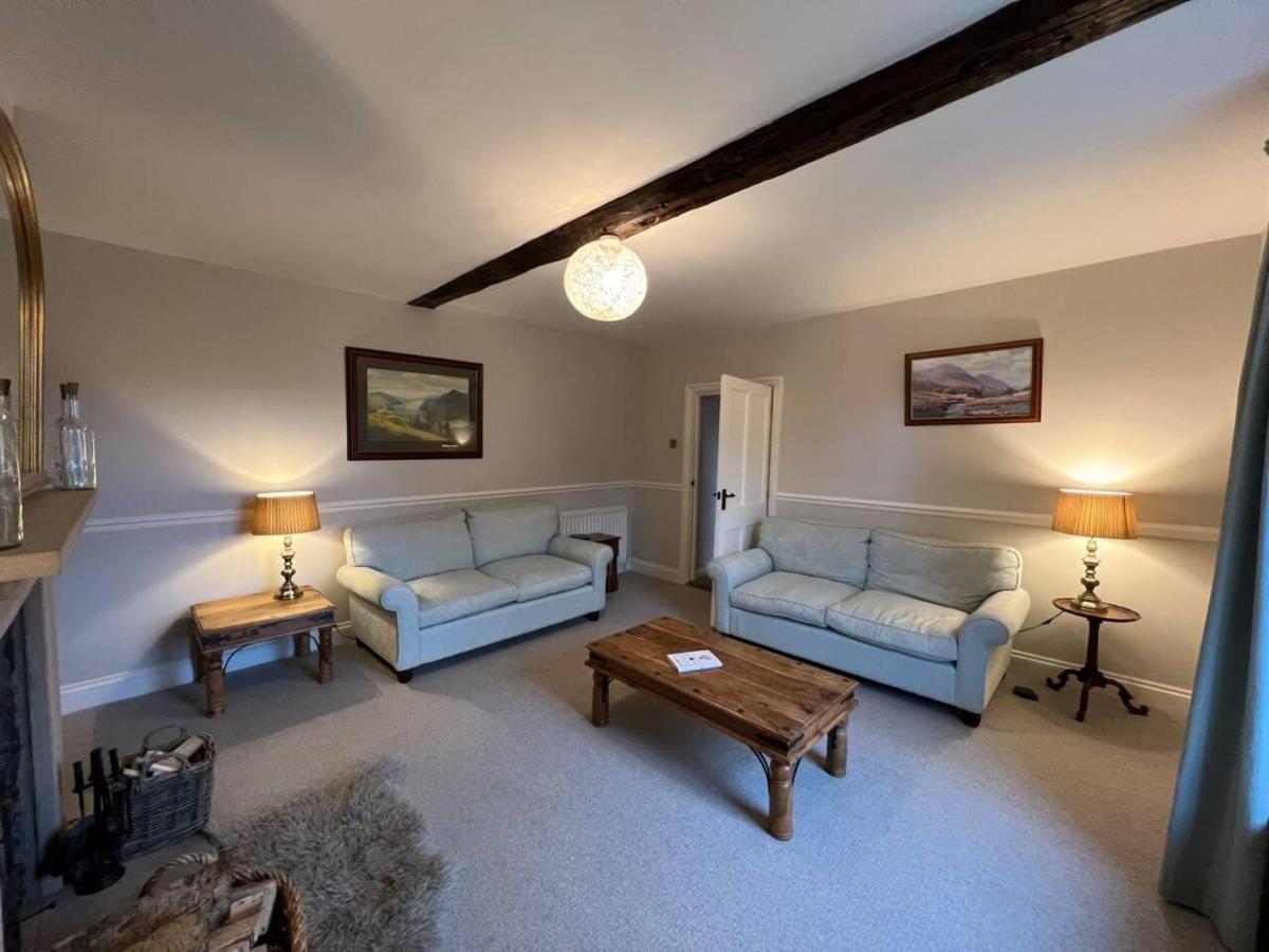 Stunning 4-bed Grade Ii House In The District Holiday home Wigton